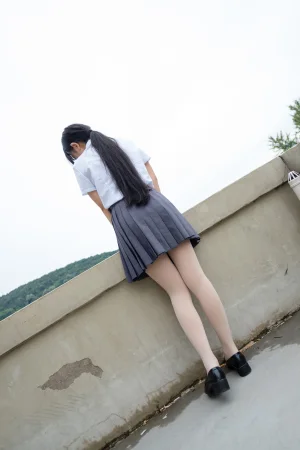 《BETA-005》｜森萝财团 · 75张写真