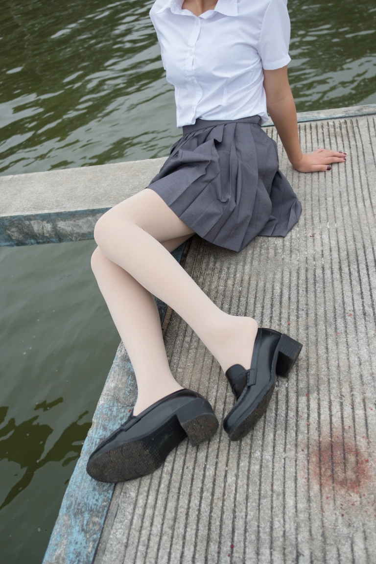 《BETA-005》｜森萝财团 · 75张写真