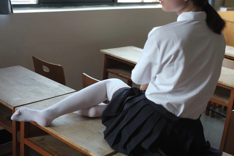 《BETA-022》｜森萝财团 · 66张写真