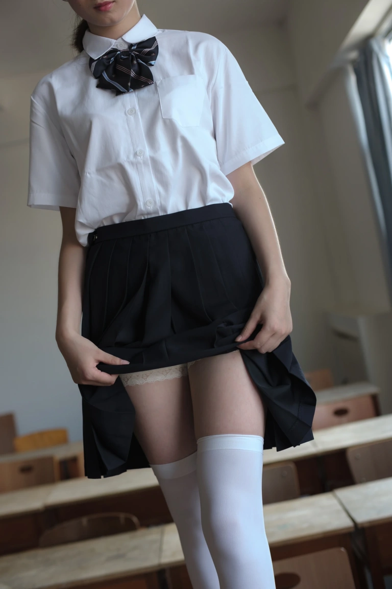 《BETA-022》｜森萝财团 · 66张写真