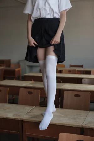 《BETA-022》｜森萝财团 · 66张写真
