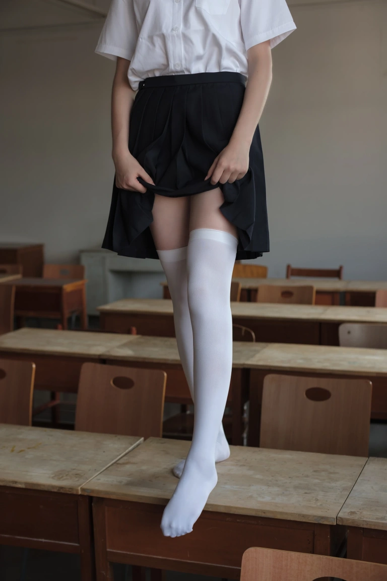 《BETA-022》｜森萝财团 · 66张写真