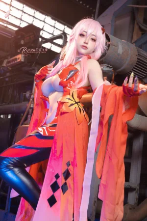 《Inori》｜Byoru · 43张写真、8 个视频