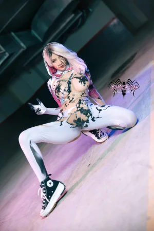 《Anti Gwenom》｜Byoru · 59张写真、5 个视频