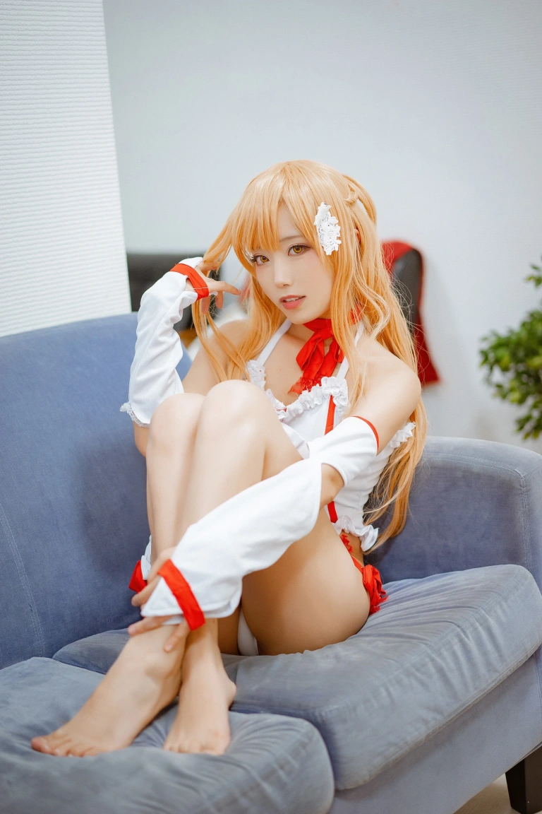 《亚丝娜睡衣》｜切切celia · 24张写真