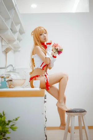 《亚丝娜睡衣》｜切切celia · 24张写真