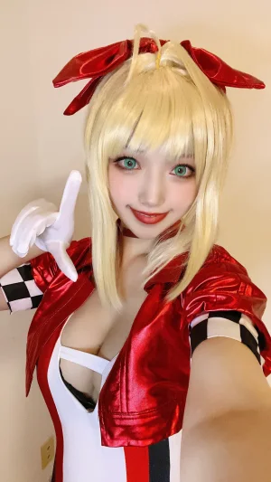 《尼禄赛车》｜切切celia · 14张写真