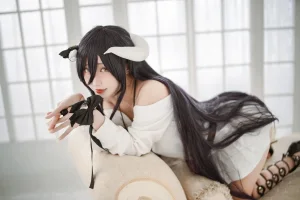 《雅儿贝德》｜切切celia · 39张写真