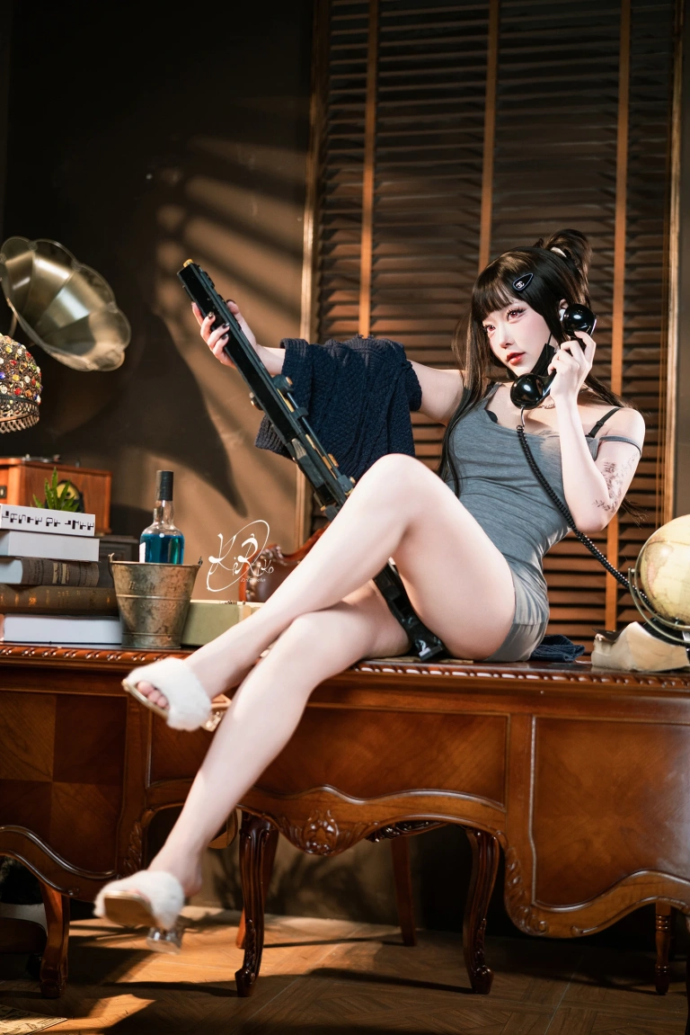 《杀手妻子D》｜切切celia · 62张写真、8 个视频