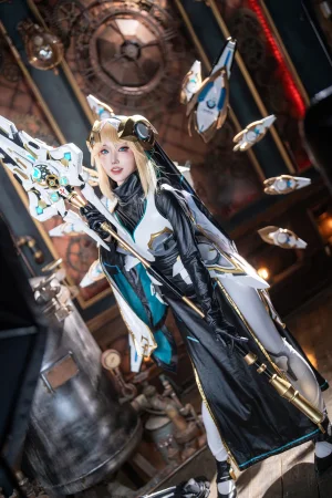 《C104 KIRIKO NIKKE goddess shadow（C104 nikke 小红帽长发公主）》｜切切celia · 150张写真、5 个视频