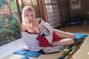 《NIKKE 黑红莲》｜切切celia · 39张写真