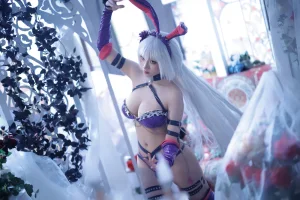 《黑贞兔女郎》｜Cien恩恩 · 30张写真