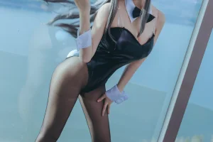 《麻衣兔女郎》｜coser衣衣 · 42张写真