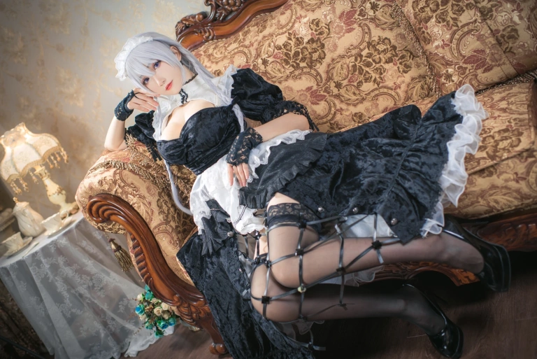 《赫敏cos》｜coser衣衣 · 30张写真、10 个视频