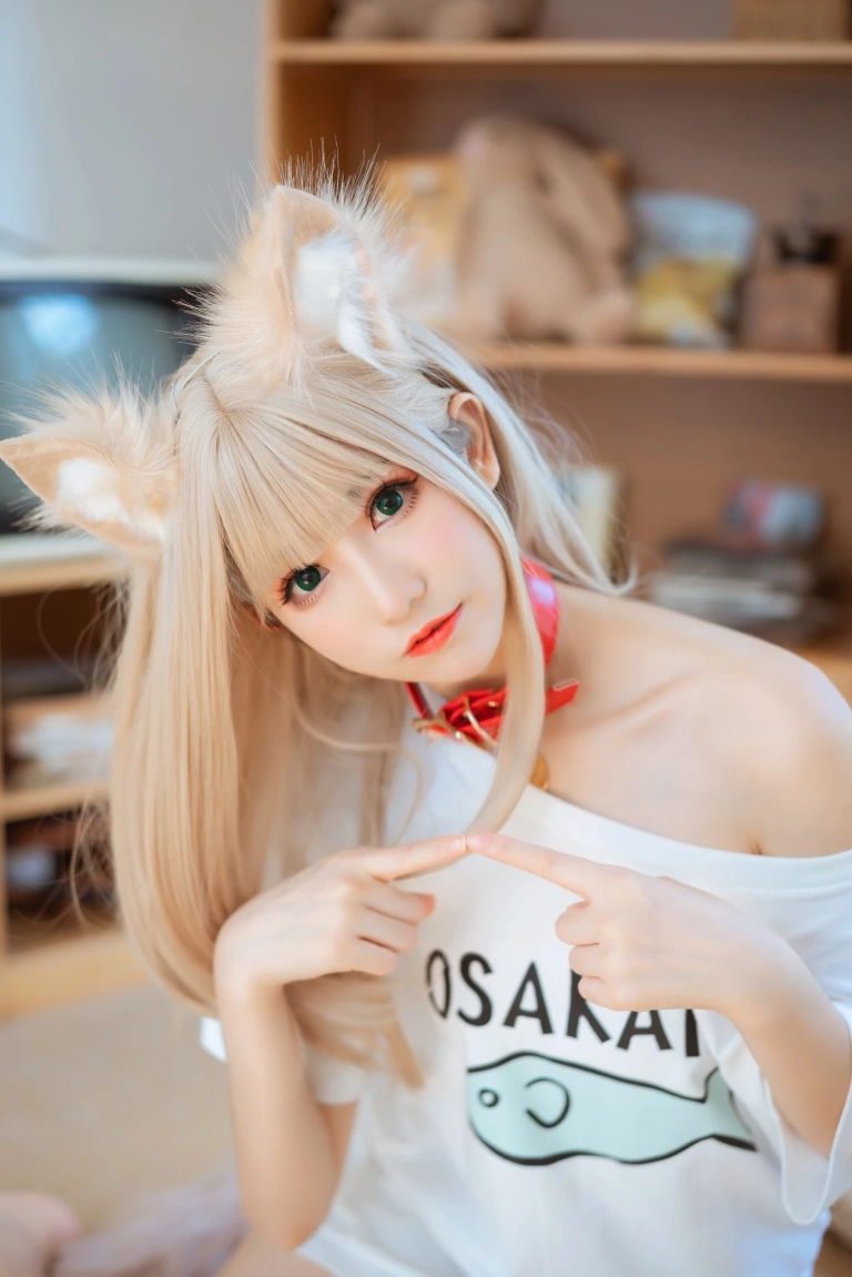 《猫娘 黄豆粉》｜coser衣衣 · 21张写真