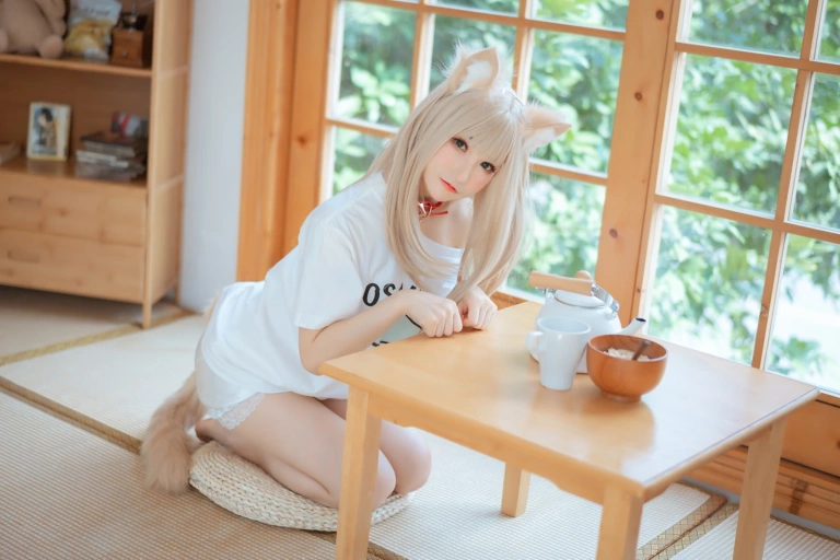 《猫娘 黄豆粉》｜coser衣衣 · 21张写真