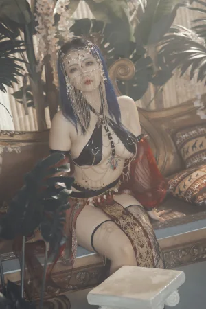 《深渊舞娘》｜珟_珏Dita · 45张写真、3 个视频