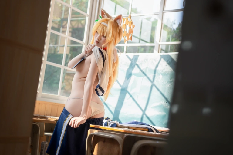 《玛丽体操》｜纸悦Etsu_ko · 64张写真
