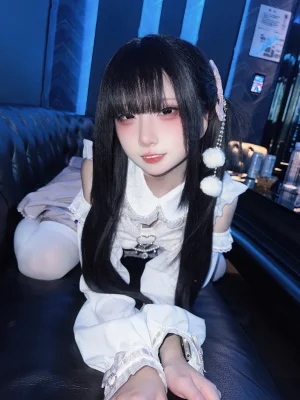 《与地雷系女子的ktv约会》｜纸悦Etsu_ko · 44张写真