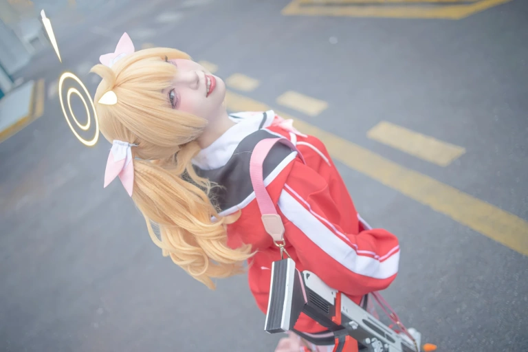 《伊原木好美 蔚蓝档案》｜纸悦Etsu_ko · 18张写真