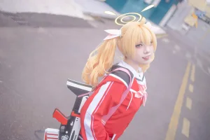 《伊原木好美 蔚蓝档案》｜纸悦Etsu_ko · 18张写真