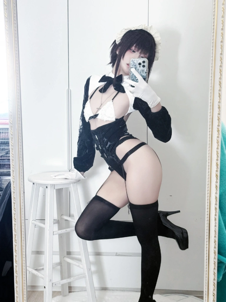 《叛逆女仆》｜纸悦Etsu_ko · 36张写真