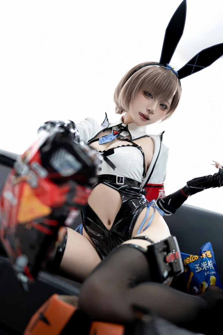 《外卖兔》｜纸悦Etsu_ko · 65张写真