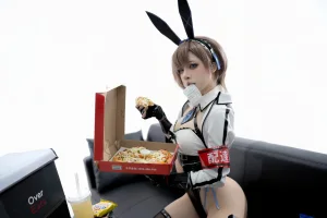《外卖兔》｜纸悦Etsu_ko · 65张写真