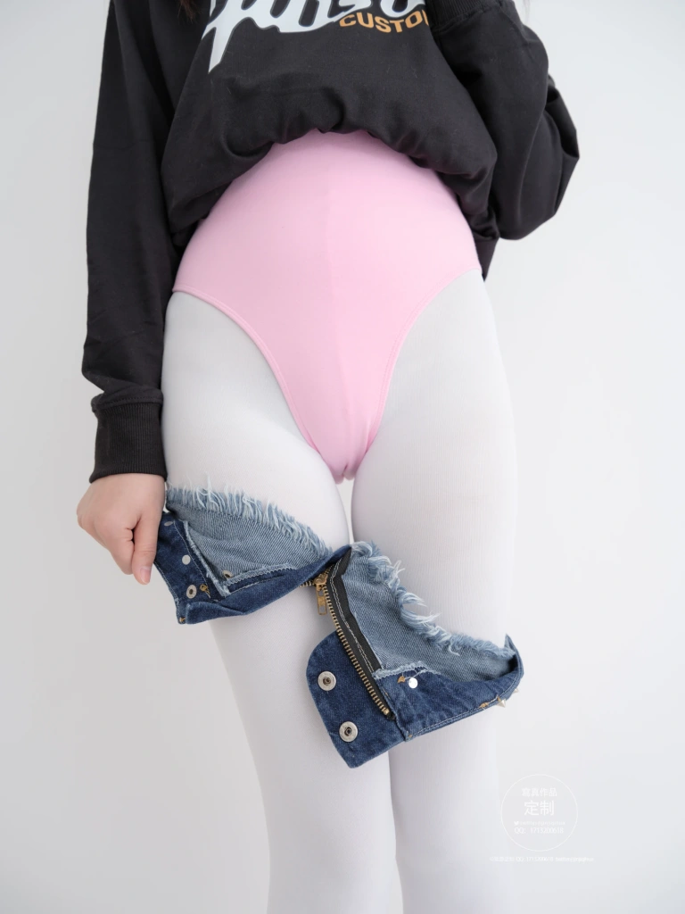 《EX-001》｜紧急企划 · 79张写真、1 个视频