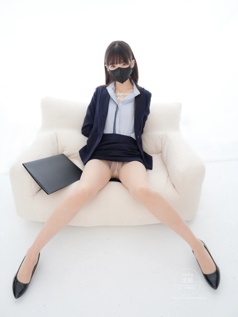 《EX-002》｜紧急企划 · 55张写真