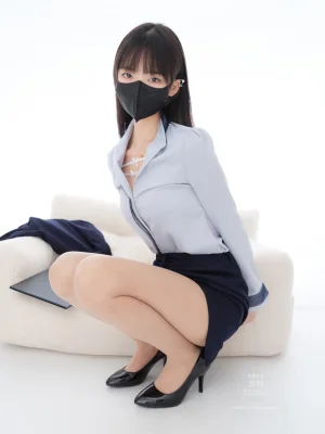 《EX-002》｜紧急企划 · 55张写真
