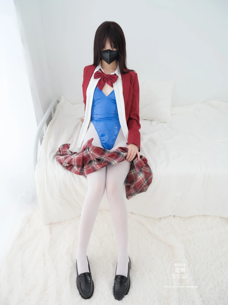 《EX-016》｜紧急企划 · 49张写真