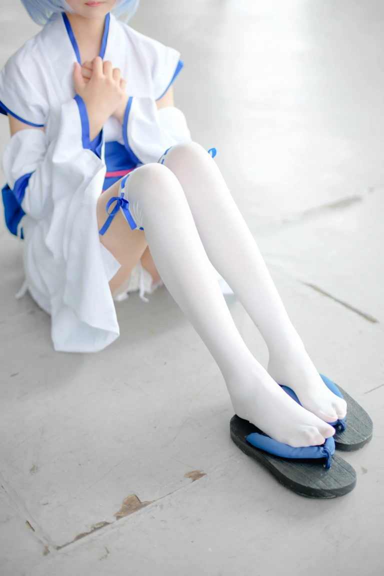 《FREE-002》｜森萝财团 · 15张写真