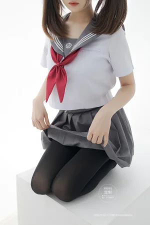 《G-002》｜紧急企划 · 60张写真
