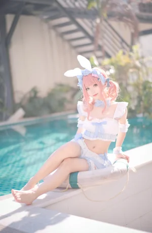 《夏日甜芯泳装写真》｜花柒Hana · 37张写真
