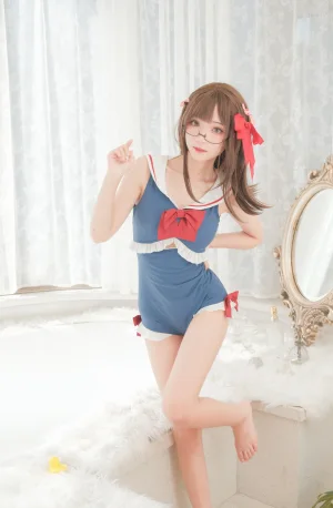 《白雪姬泳装》｜花柒Hana · 26张写真
