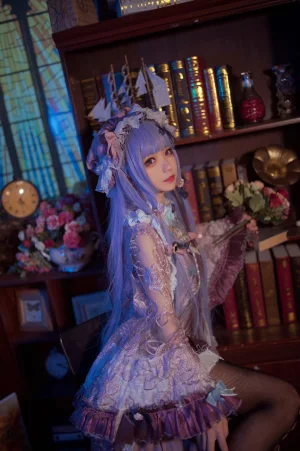 《帕秋莉睡衣》｜花柒Hana · 13张写真