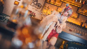 《明日方舟 守夜冠军 W》｜花柒Hana · 9张写真