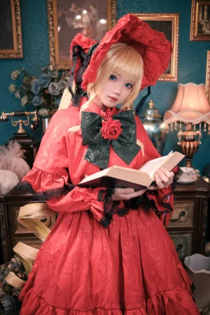 《蔷薇少女真红》｜花柒Hana · 13张写真