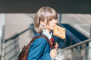 《唐可可校服》｜花柒Hana · 15张写真