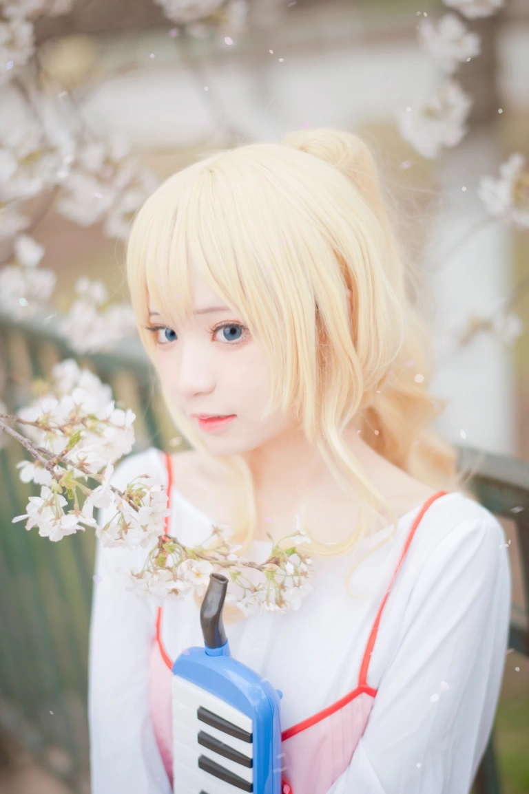 《宫园熏粉裙》｜花柒Hana · 9张写真