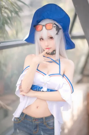 《斯卡蒂泳装》｜花柒Hana · 17张写真