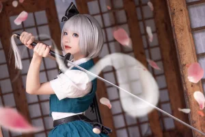 《魂魄妖梦cos夏版》｜花柒Hana · 15张写真