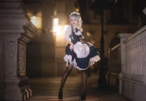 《星雨咲夜女仆》｜花柒Hana · 9张写真
