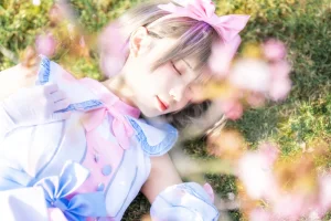 《唐可可打歌服》｜花柒Hana · 9张写真