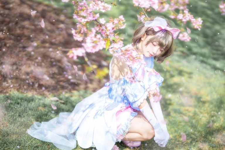 《唐可可打歌服》｜花柒Hana · 9张写真