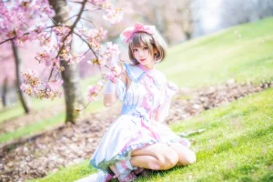 《唐可可打歌服》｜花柒Hana · 9张写真