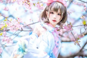 《唐可可打歌服》｜花柒Hana · 9张写真