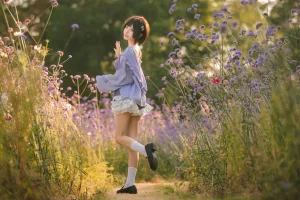 《马鞭草》｜花柒Hana · 15张写真
