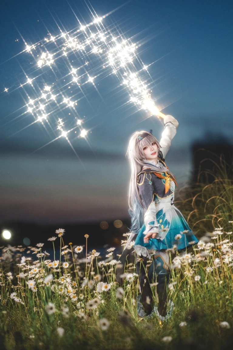 《崩坏 星穹铁道 流萤》｜花柒Hana · 18张写真